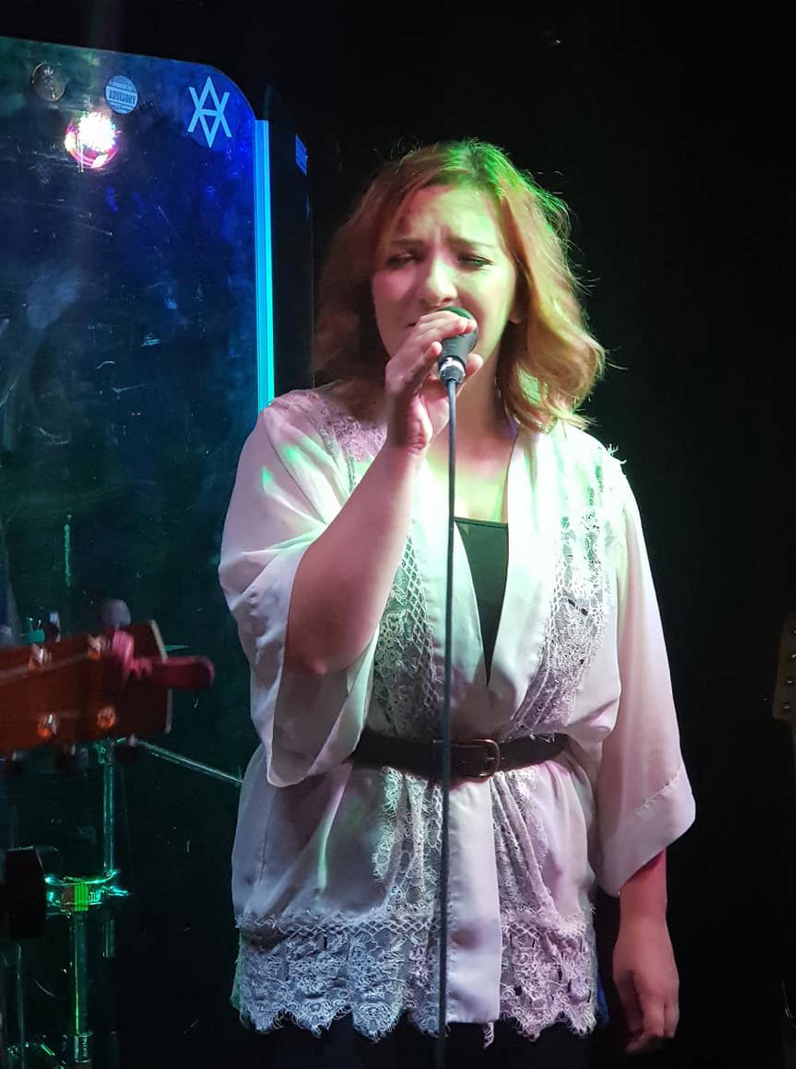 Ellie Martin at The Yacht