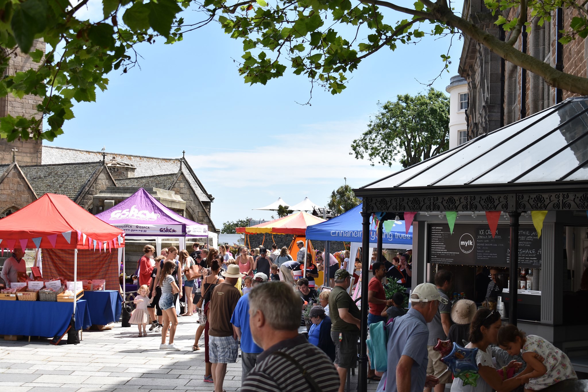 Sunday Summer Markets