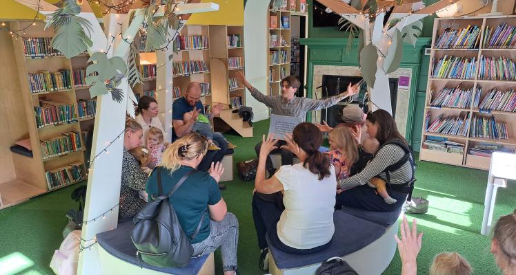 Family Stories at Guille-Allès Library