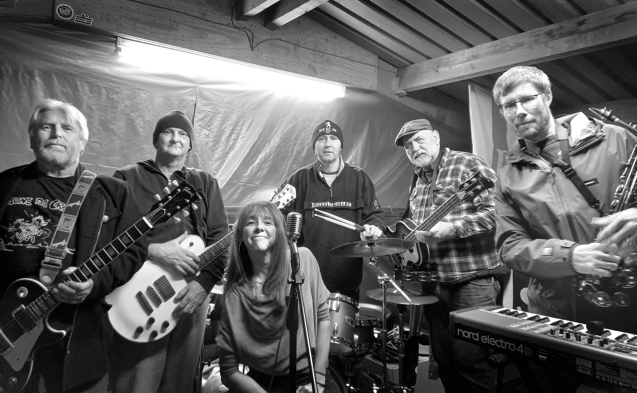 The Rock 'N' Roll Disaster & Mark Guppy @ The Doghouse