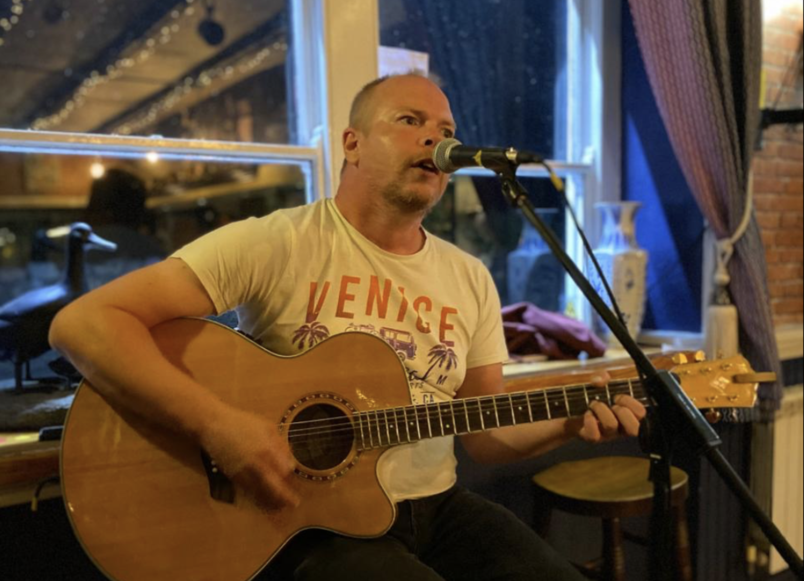 James Morvan - Live@TheDuck