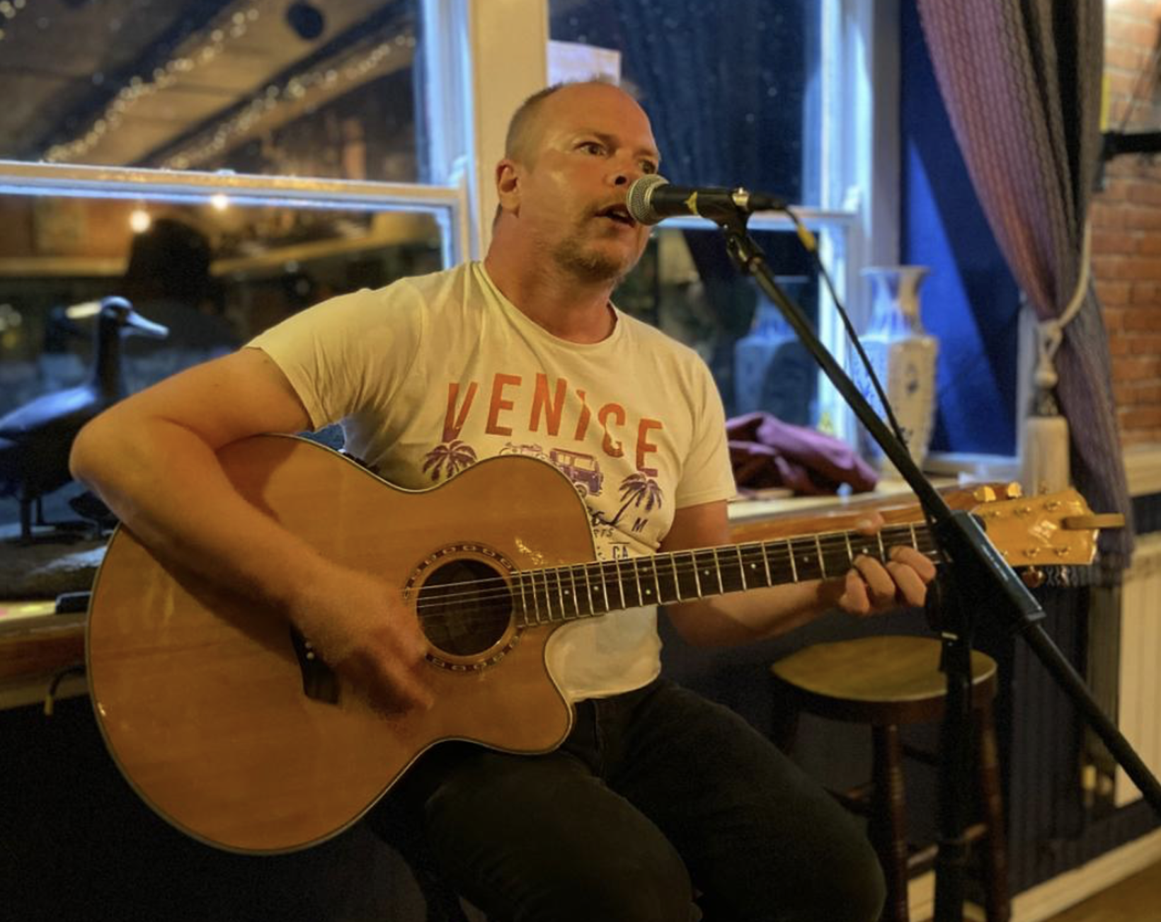 James Morvan - Live@TheDuck
