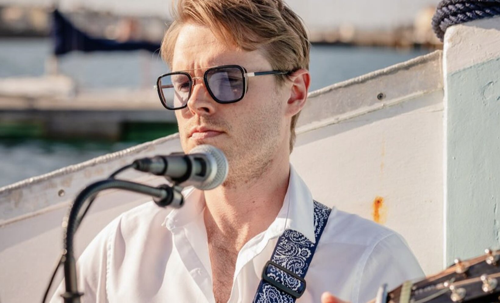 Nathaniel Eker-Male - LIVE at The Duck