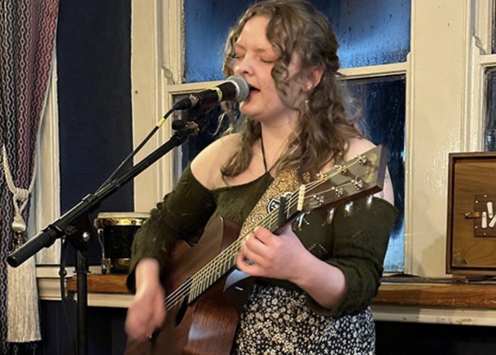 Kiya - Live@TheDuck