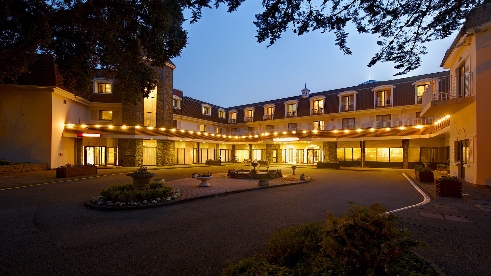 St Pierre Park Hotel